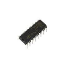 IC 74LS20  DUAL 4-INPUT NAND GATE 7420