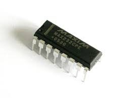 MAX232CPE RS232 interface ic