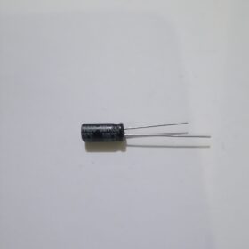 Capacitor 25V 100uF
